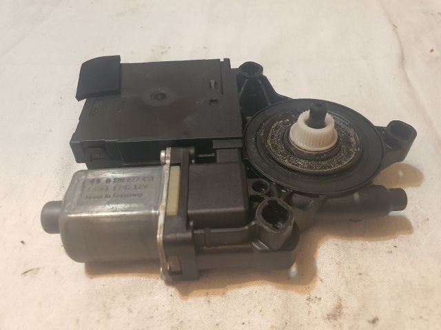 bontott VW PASSAT B6 Jobb első Ablakemelő Motor