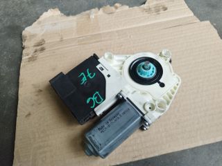 bontott VW PASSAT B6 Jobb első Ablakemelő Motor