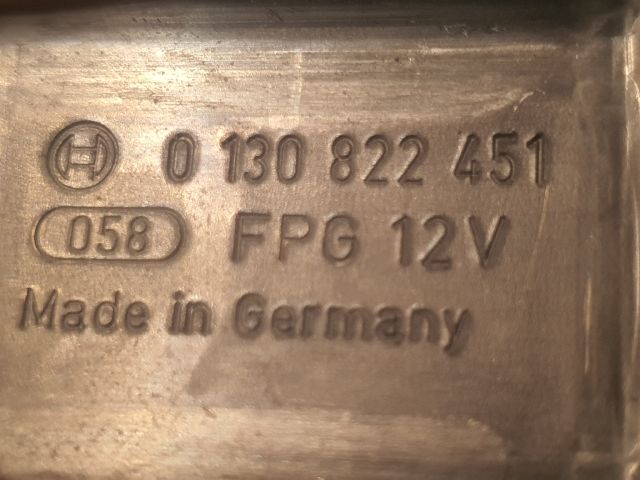 bontott VW PASSAT B6 Jobb első Ablakemelő Motor