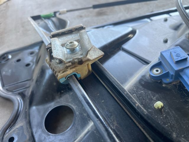 bontott VW PASSAT B6 Jobb első Ablakemelő Szerkezet (Elektromos)