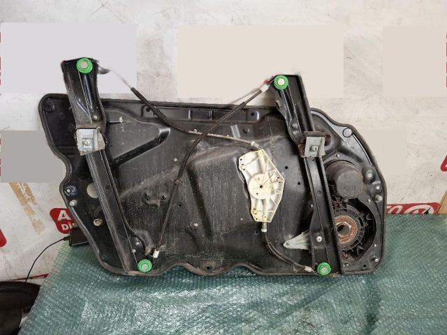 bontott VW PASSAT B6 Jobb első Ablakemelő Szerkezet (Elektromos)