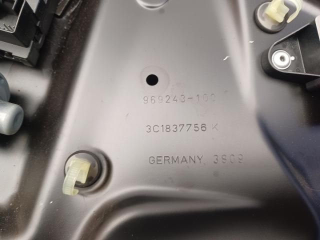 bontott VW PASSAT B6 Jobb első Ablakemelő Szerkezet (Elektromos)