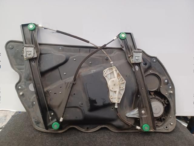 bontott VW PASSAT B6 Jobb első Ablakemelő Szerkezet (Elektromos)