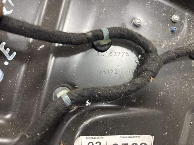 bontott VW PASSAT B6 Jobb első Ablakemelő Szerkezet (Elektromos)