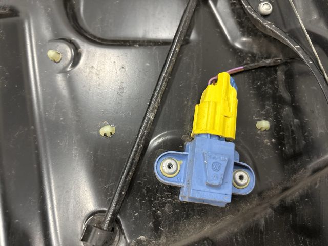 bontott VW PASSAT B6 Jobb első Ablakemelő Szerkezet (Elektromos)