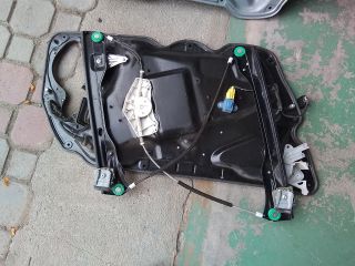 bontott VW PASSAT B6 Jobb első Ablakemelő Szerkezet (Elektromos)