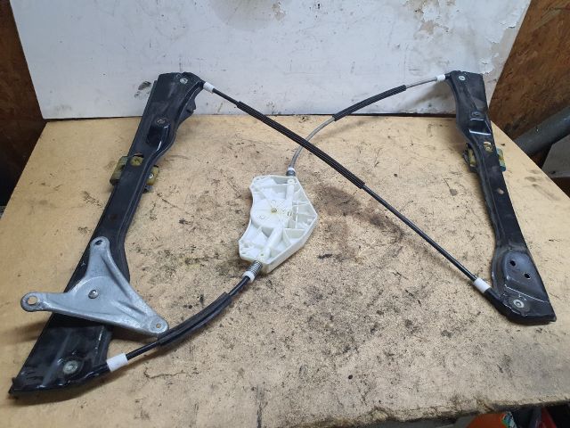 bontott VW PASSAT B6 Jobb első Ablakemelő Szerkezet (Elektromos)