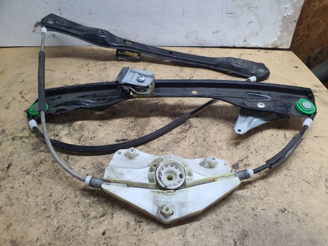bontott VW PASSAT B6 Jobb első Ablakemelő Szerkezet (Elektromos)