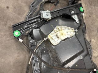 bontott VW PASSAT B6 Jobb első Ablakemelő Szerkezet (Elektromos)