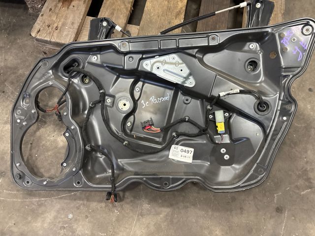 bontott VW PASSAT B6 Jobb első Ablakemelő Szerkezet (Elektromos)