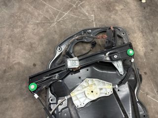 bontott VW PASSAT B6 Jobb első Ablakemelő Szerkezet (Elektromos)