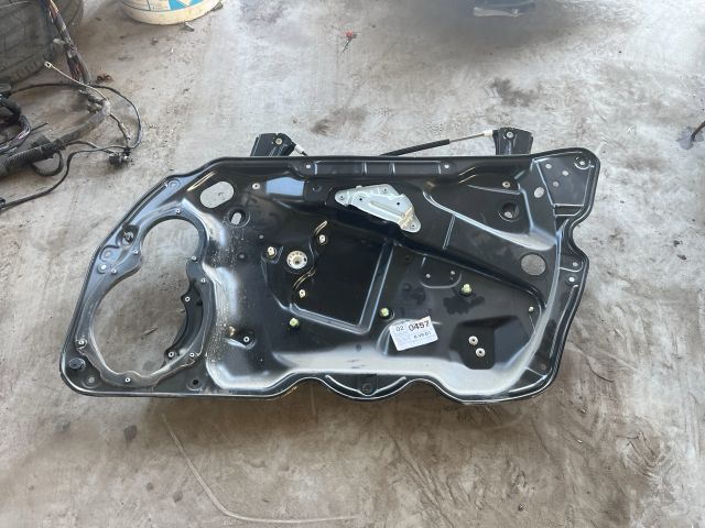 bontott VW PASSAT B6 Jobb első Ablakemelő Szerkezet (Elektromos)