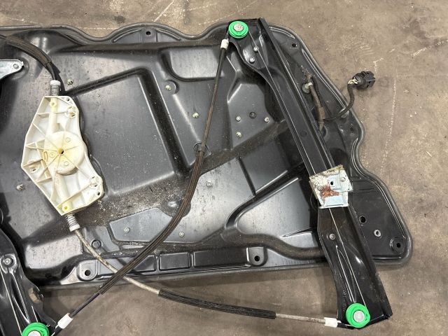 bontott VW PASSAT B6 Jobb első Ablakemelő Szerkezet (Elektromos)