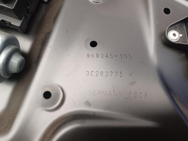 bontott VW PASSAT B6 Jobb első Ablakemelő Szerkezet (Elektromos)