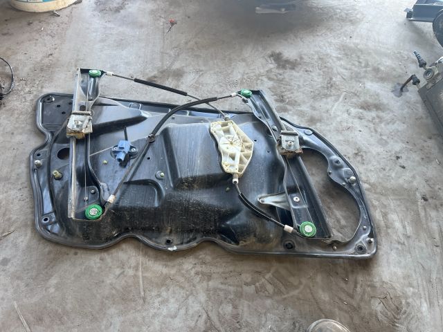 bontott VW PASSAT B6 Jobb első Ablakemelő Szerkezet (Elektromos)