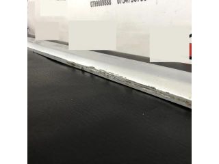 bontott VW PASSAT B6 Jobb első Ajtó Díszléc