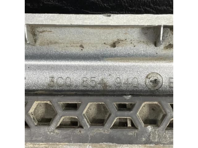 bontott VW PASSAT B6 Jobb első Ajtó Díszléc