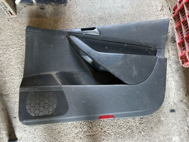 bontott VW PASSAT B6 Jobb első Ajtó Kárpit