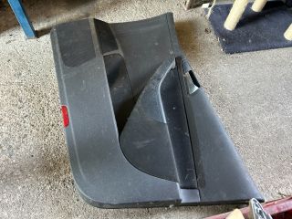 bontott VW PASSAT B6 Jobb első Ajtó Kárpit