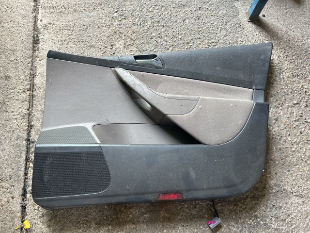 bontott VW PASSAT B6 Jobb első Ajtó Kárpit