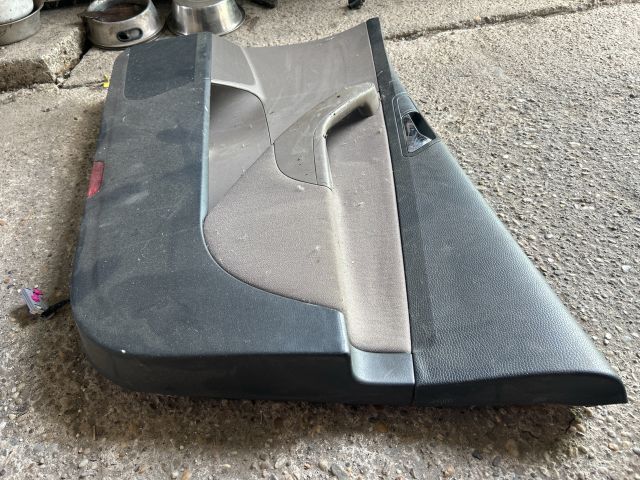 bontott VW PASSAT B6 Jobb első Ajtó Kárpit