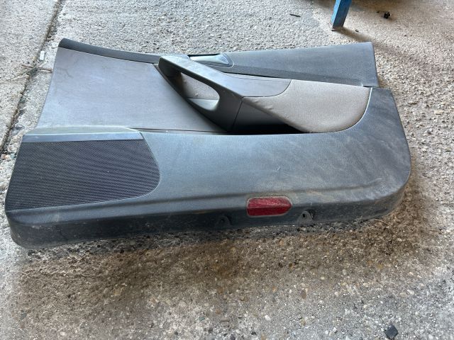 bontott VW PASSAT B6 Jobb első Ajtó Kárpit