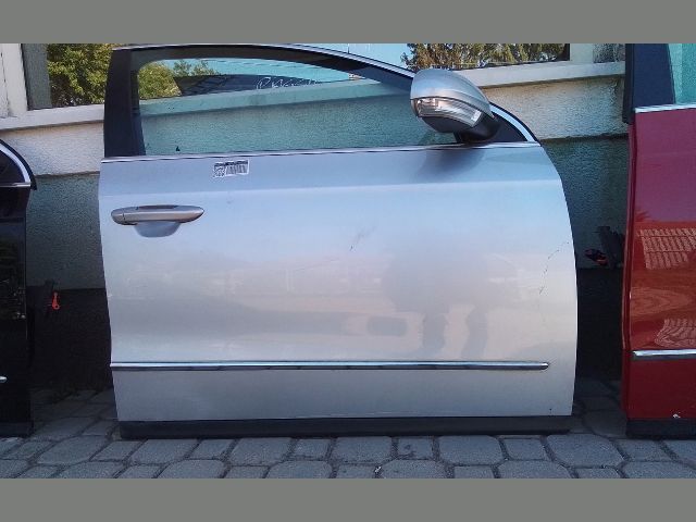 bontott VW PASSAT B6 Jobb első Ajtó (Részeivel)