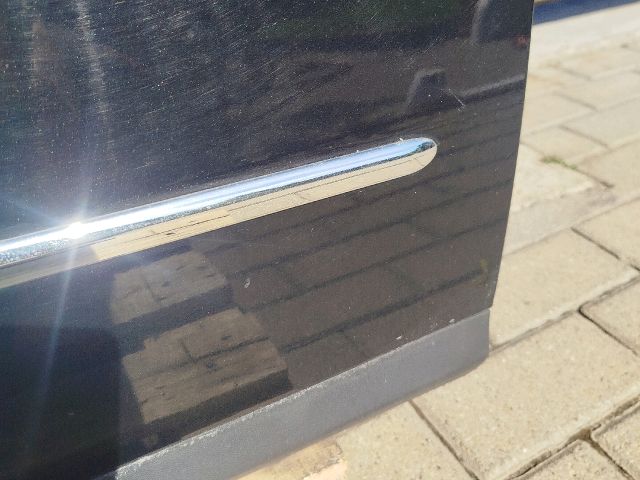 bontott VW PASSAT B6 Jobb első Ajtó (Részeivel)