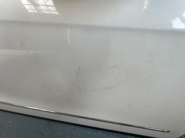 bontott VW PASSAT B6 Jobb első Ajtó (Részeivel)