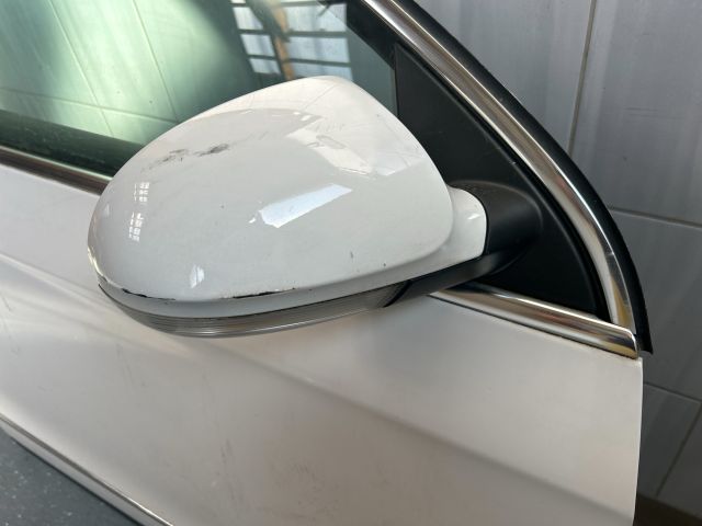 bontott VW PASSAT B6 Jobb első Ajtó (Részeivel)