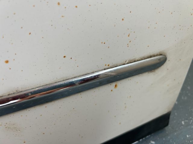 bontott VW PASSAT B6 Jobb első Ajtó (Részeivel)