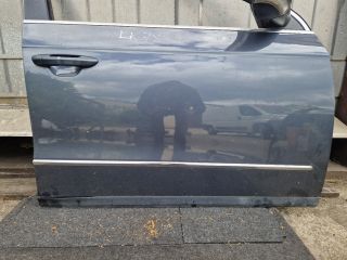 bontott VW PASSAT B6 Jobb első Ajtó (Részeivel)