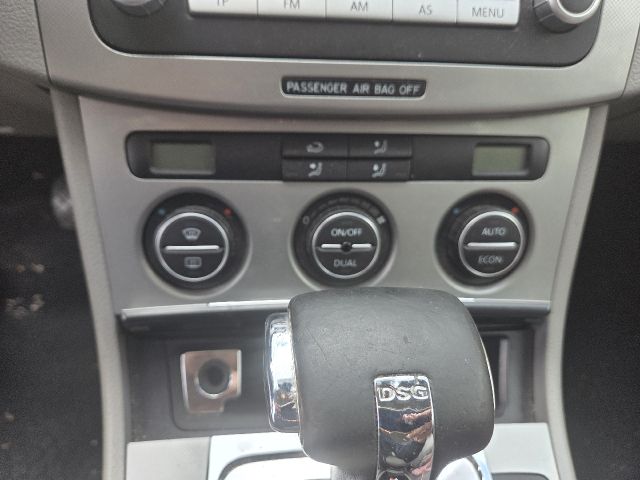 bontott VW PASSAT B6 Jobb első Ajtó (Részeivel)