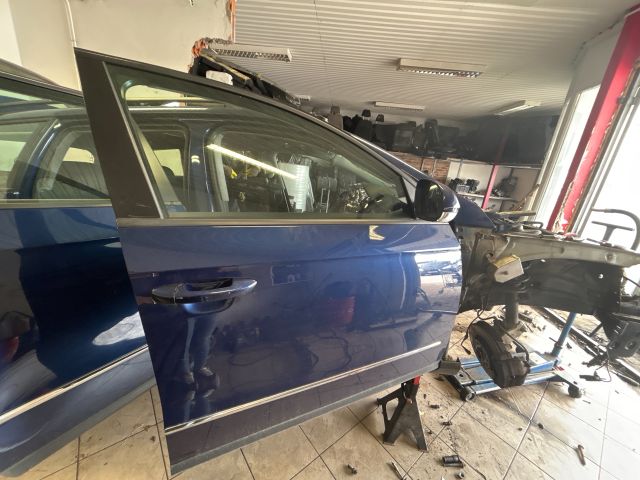 bontott VW PASSAT B6 Jobb első Ajtó (Üres lemez)
