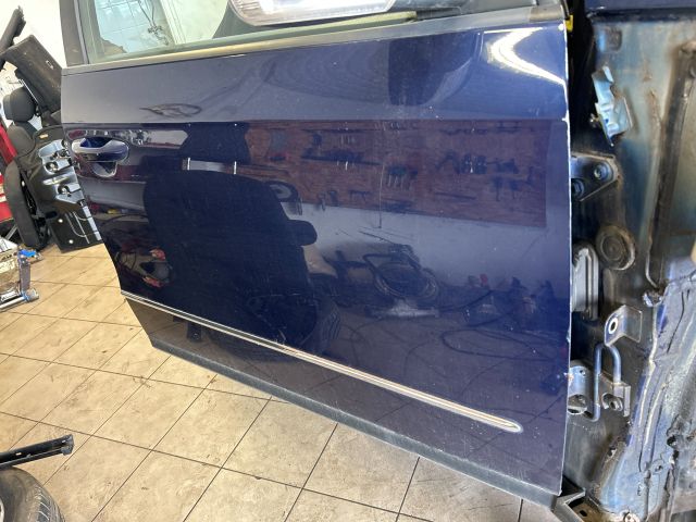 bontott VW PASSAT B6 Jobb első Ajtó (Üres lemez)