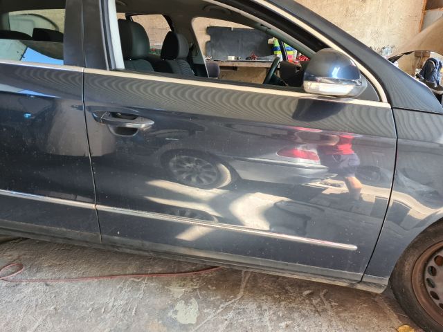 bontott VW PASSAT B6 Jobb első Ajtóhatároló