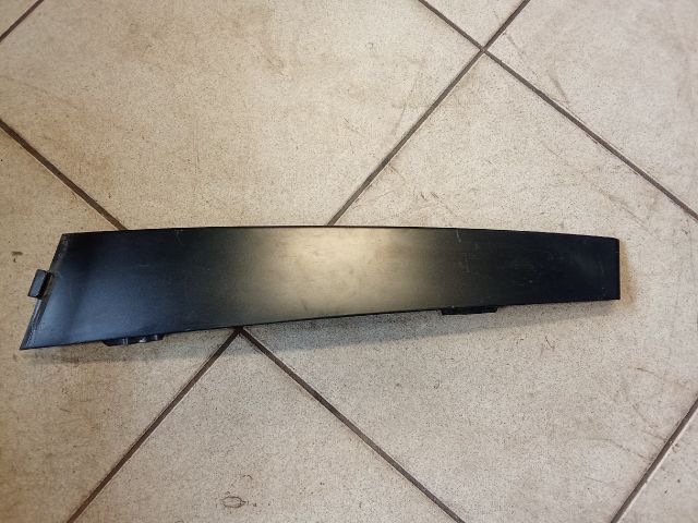 bontott VW PASSAT B6 Jobb első Ajtókeret Burkolat