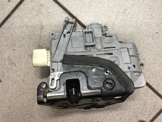 bontott VW PASSAT B6 Jobb első Ajtózár