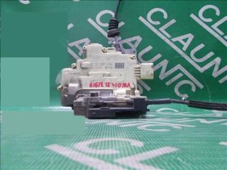 bontott VW PASSAT B6 Jobb első Ajtózár