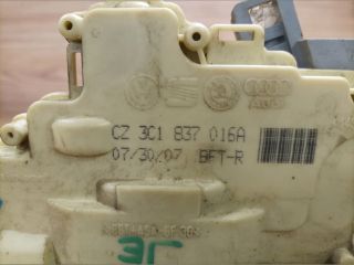 bontott VW PASSAT B6 Jobb első Ajtózár