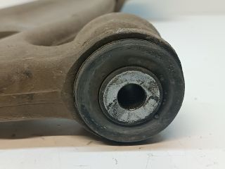 bontott VW PASSAT B6 Jobb első Alsó Lengőkar