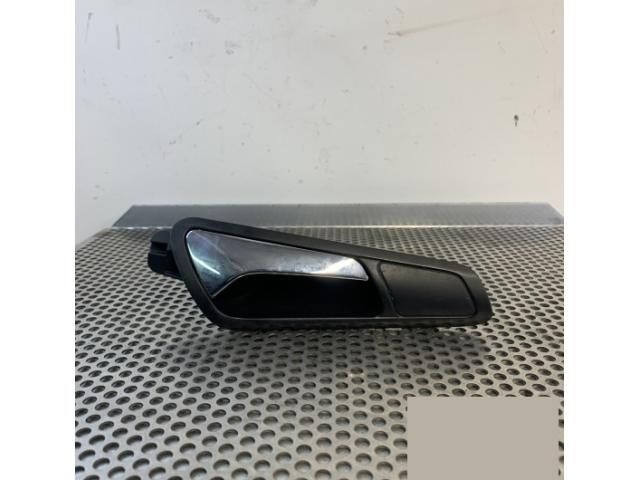 bontott VW PASSAT B6 Jobb első Belső Kilincs