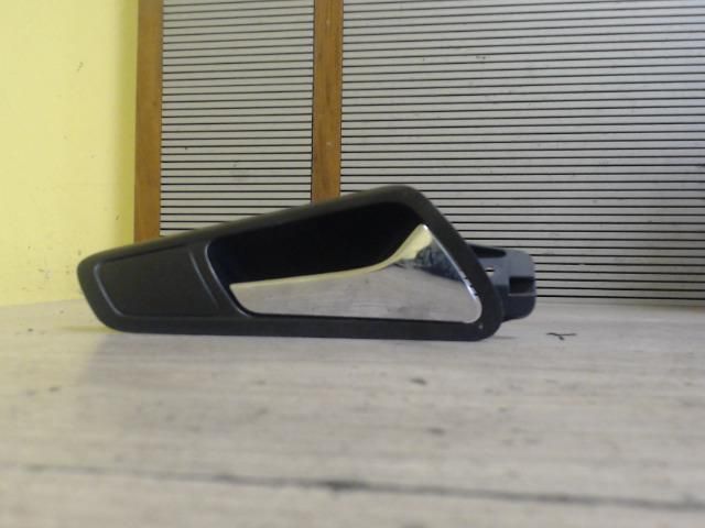 bontott VW PASSAT B6 Jobb első Belső Kilincs