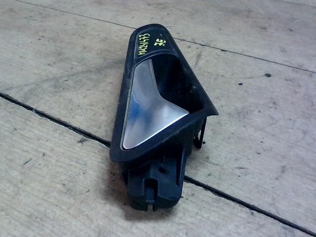 bontott VW PASSAT B6 Jobb első Belső Kilincs