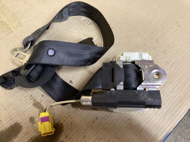 bontott VW PASSAT B6 Jobb első Biztonsági Öv