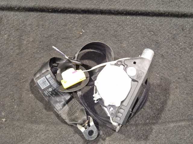 bontott VW PASSAT B6 Jobb első Biztonsági Öv