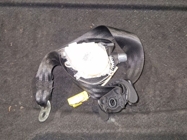 bontott VW PASSAT B6 Jobb első Biztonsági Öv