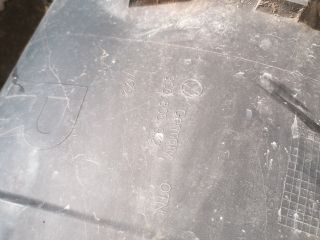 bontott VW PASSAT B6 Jobb első Első Dobbetét (Kerékjárati, Műanyag)