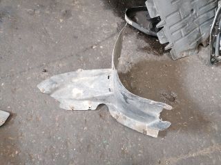 bontott VW PASSAT B6 Jobb első Első Dobbetét (Kerékjárati, Műanyag)