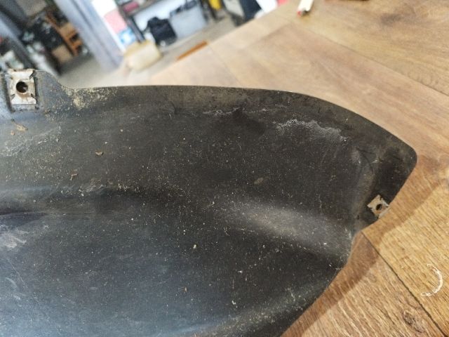 bontott VW PASSAT B6 Jobb első Első Dobbetét (Kerékjárati, Műanyag)